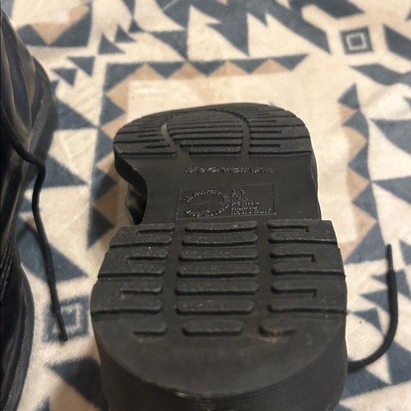 Dr. Martens 1460 Mono Boots - Picture 6 of 6